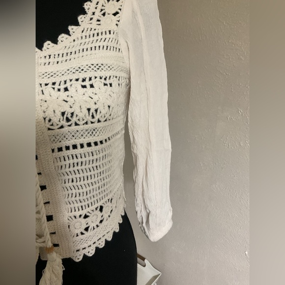 By- ESQ Knit Bird Eye Blouse White Lace Detail Women's Top - Picture 6 of 12